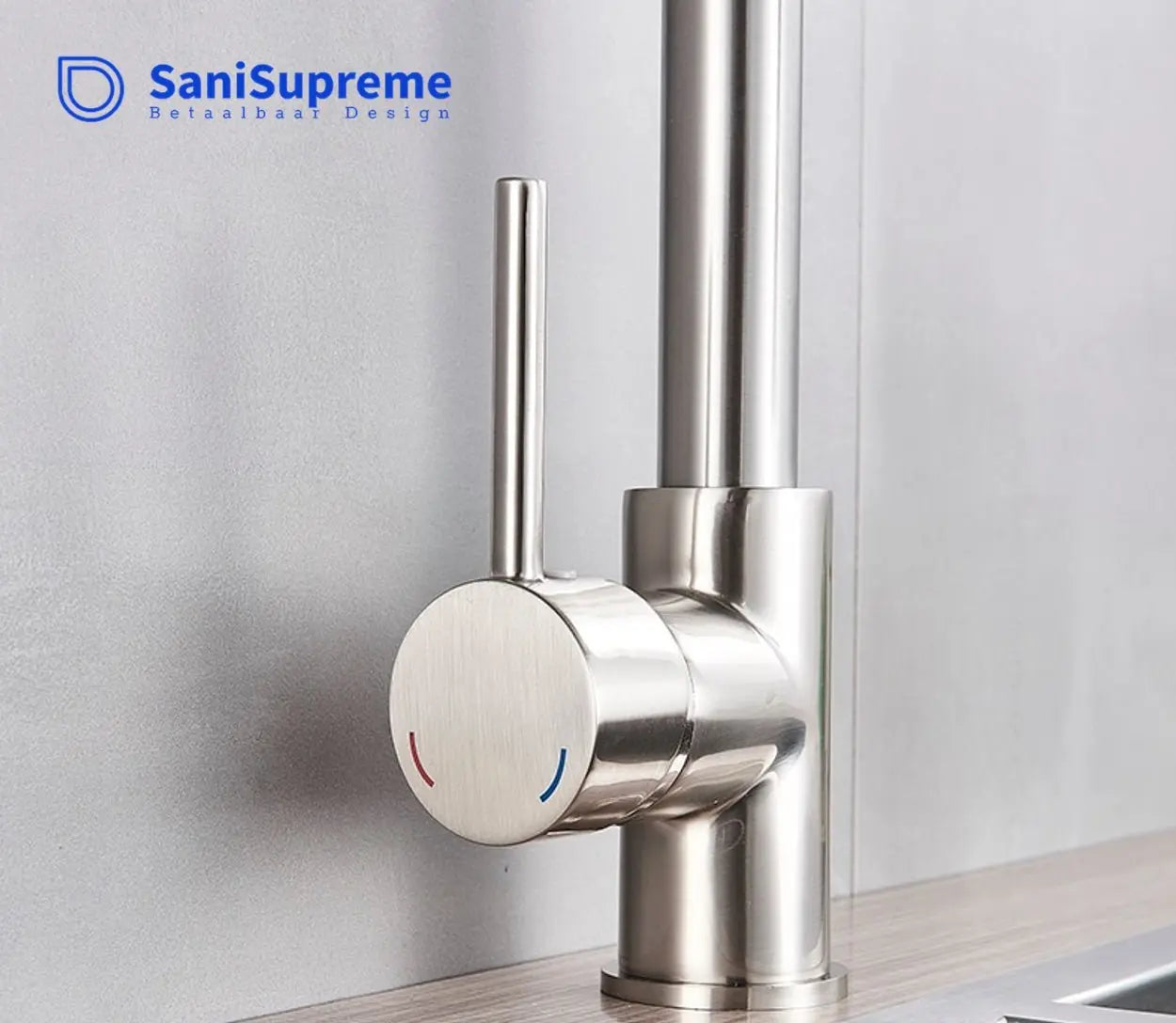 SaniSupreme Keukenkraan Pull - down Bologna gebogen met veer Nikkel Brush (RVS)