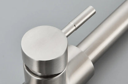 SaniSupreme Keukenmengkraan Aveiro Waterbesparend Uittrekbare Handdouche Brush Zilver