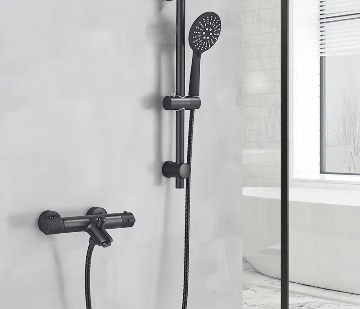 SaniSupreme Peru doucheset opbouw badmengkraan 2 weg smal met ronde handdouche en wandstang mat zwart