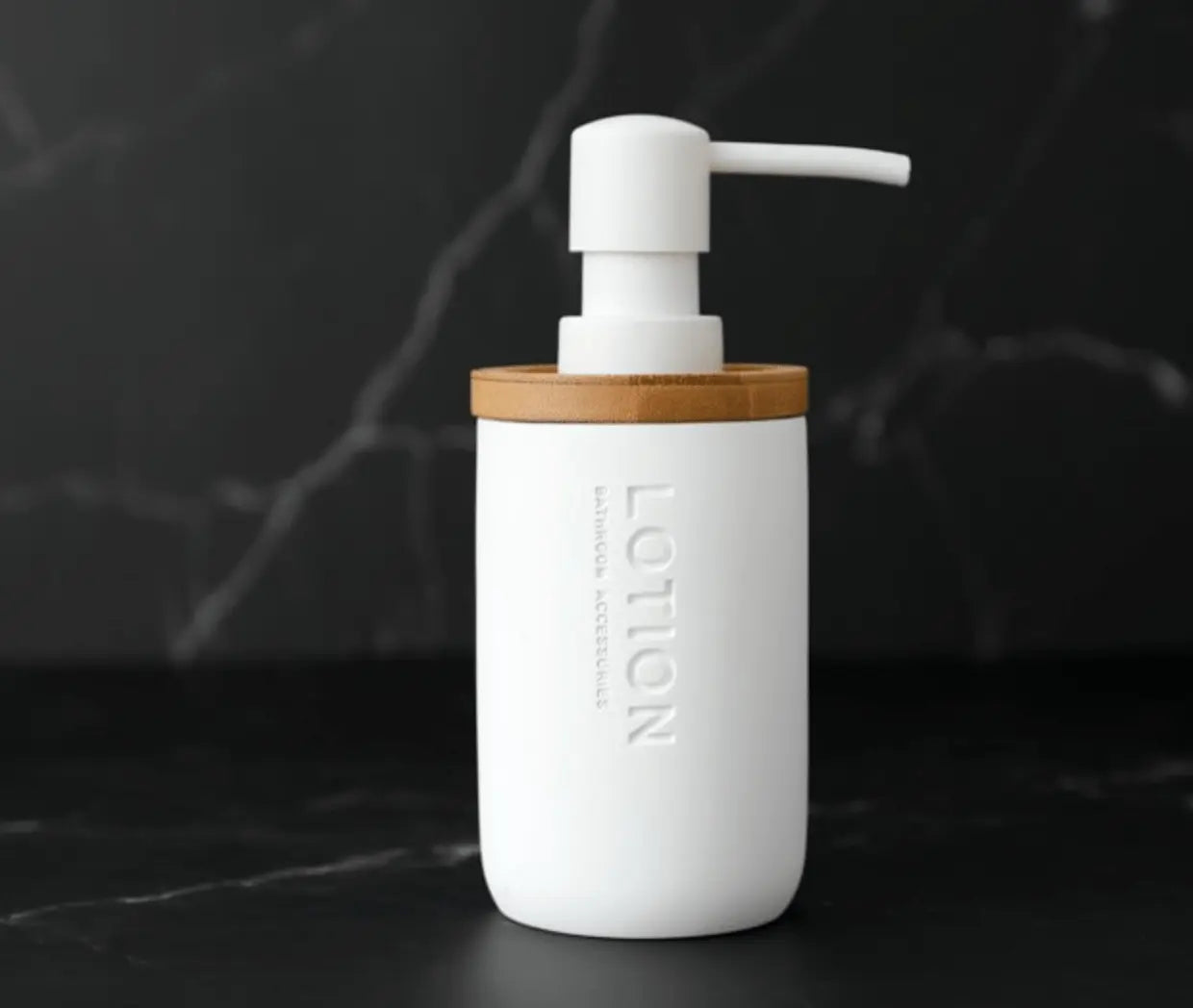 SaniSupreme Toilet/ Badkamerset 4 Delig- Toiletaccessoires Set -Zeeppompje -Tandenborstelhouder -Zeepschaal -Beker- Wit