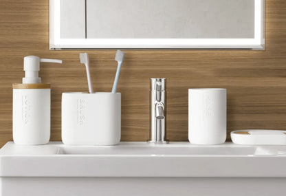 SaniSupreme Toilet/ Badkamerset 4 Delig- Toiletaccessoires Set -Zeeppompje -Tandenborstelhouder -Zeepschaal -Beker- Wit