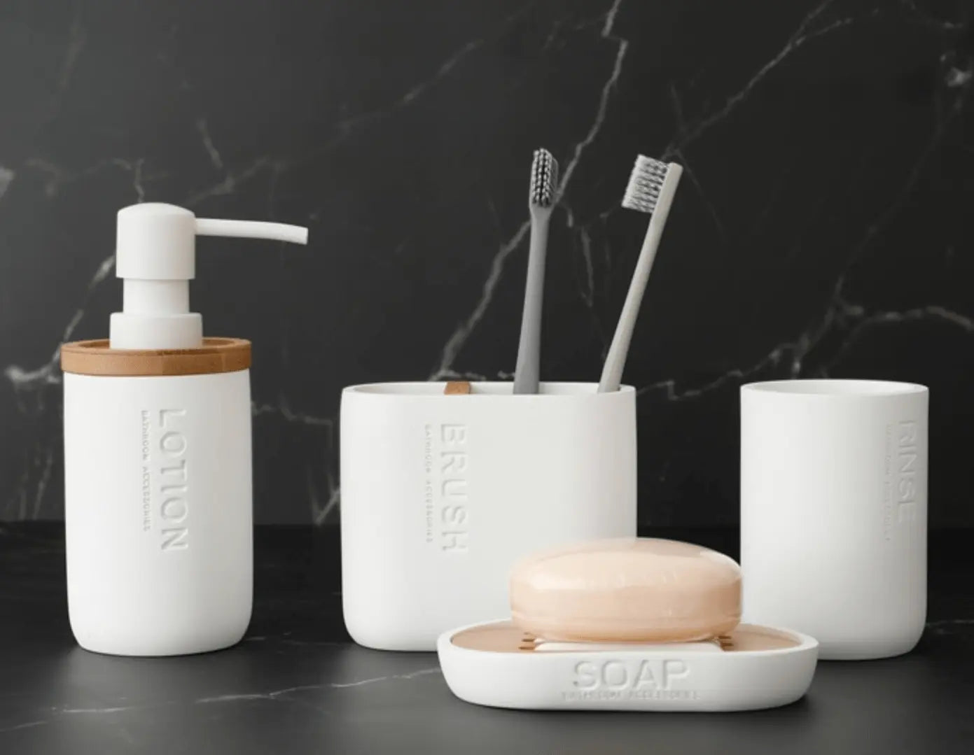 SaniSupreme Toiletset Badkamerset 5 Delig - Toiletaccessoires Set - Wit