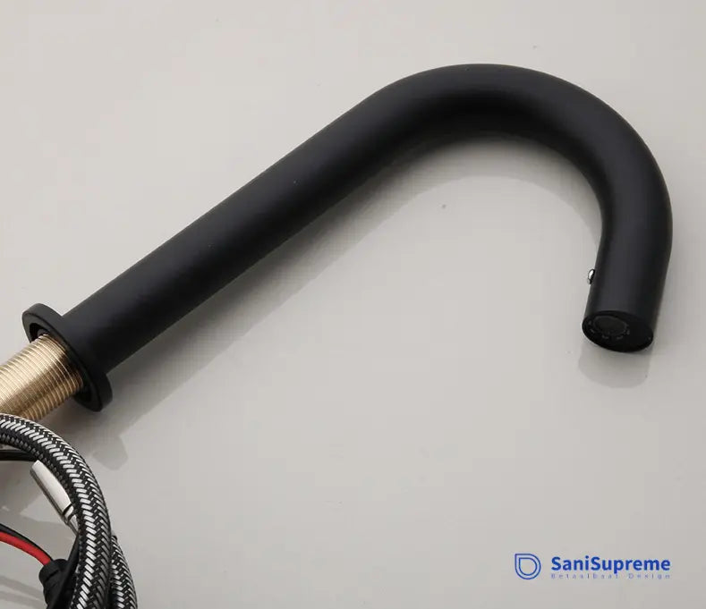 SaniSupreme Wastafel kraan opbouw met automatische sensor 18 cm koud water